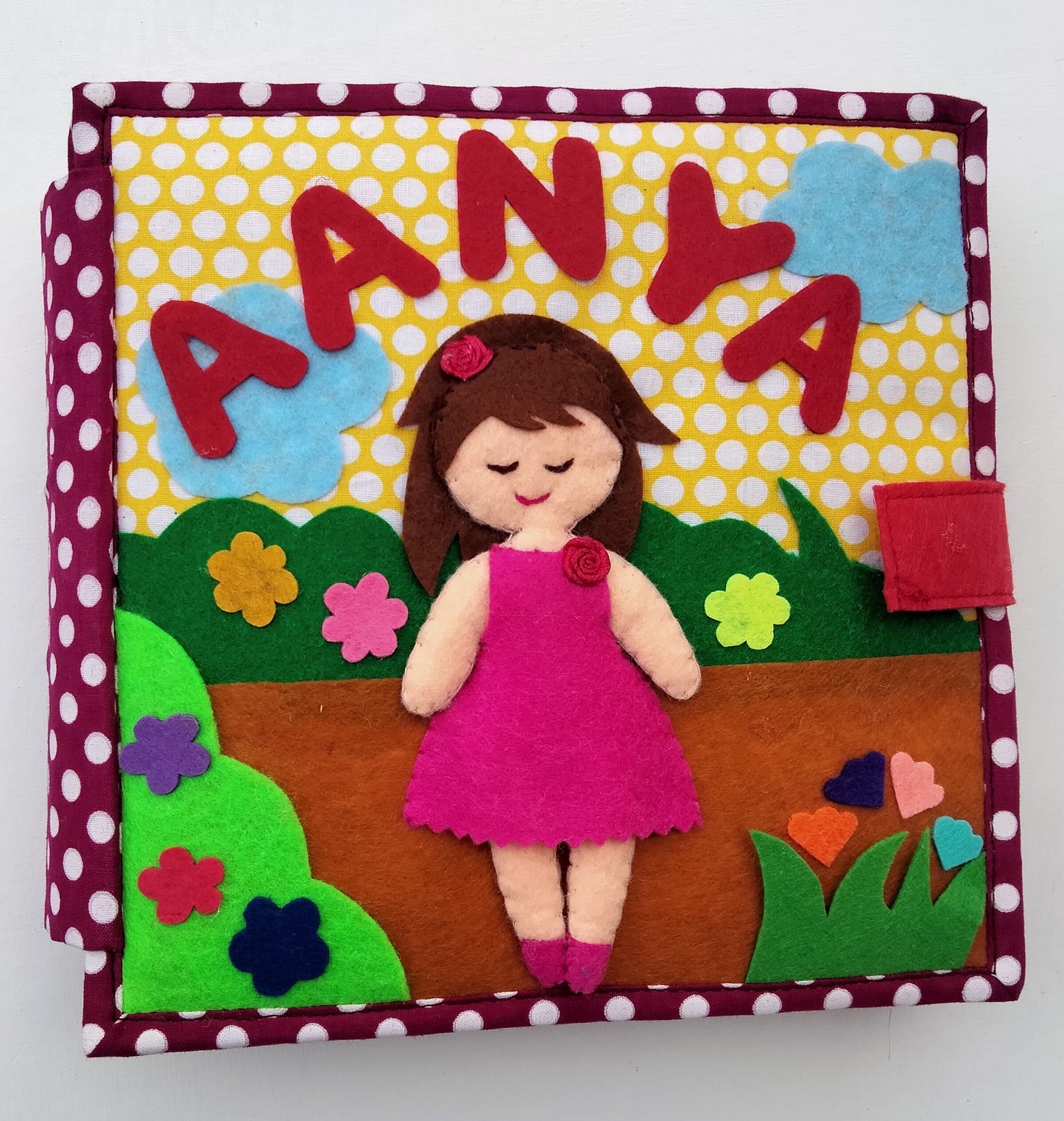 6 active pages Handmade Felt Activity Book- Montessori Quite Book for Toddlers - Soft and Interactive Busy Book