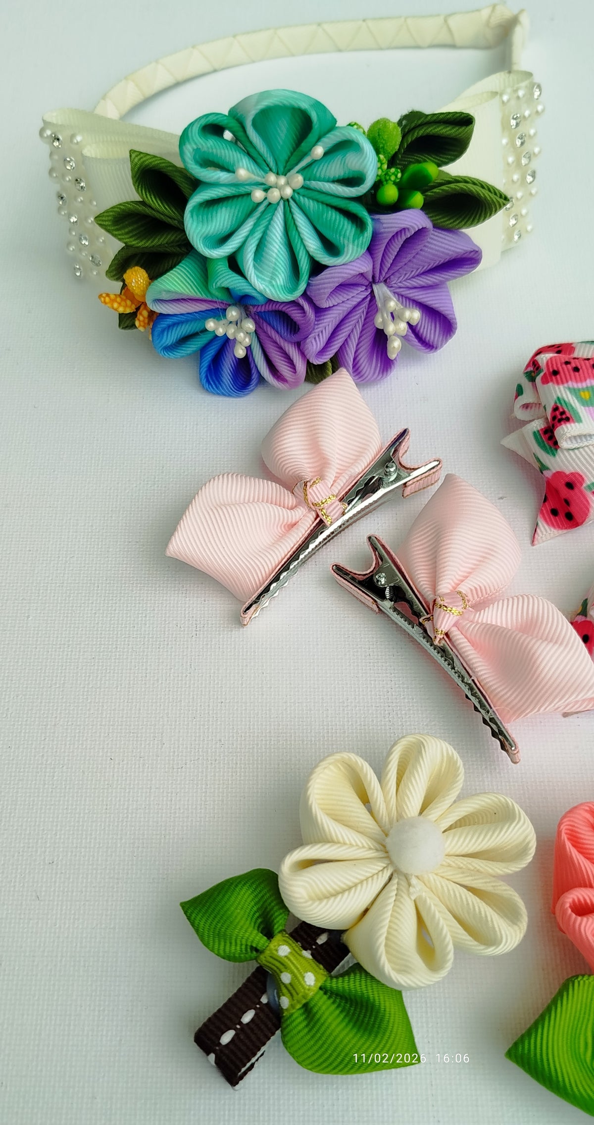 7-Piece Handmade Girls Hair Accessories Set – Multicolor Ribbon Hair Clips, Floral Bow & Bunny Clips with Matching Headband