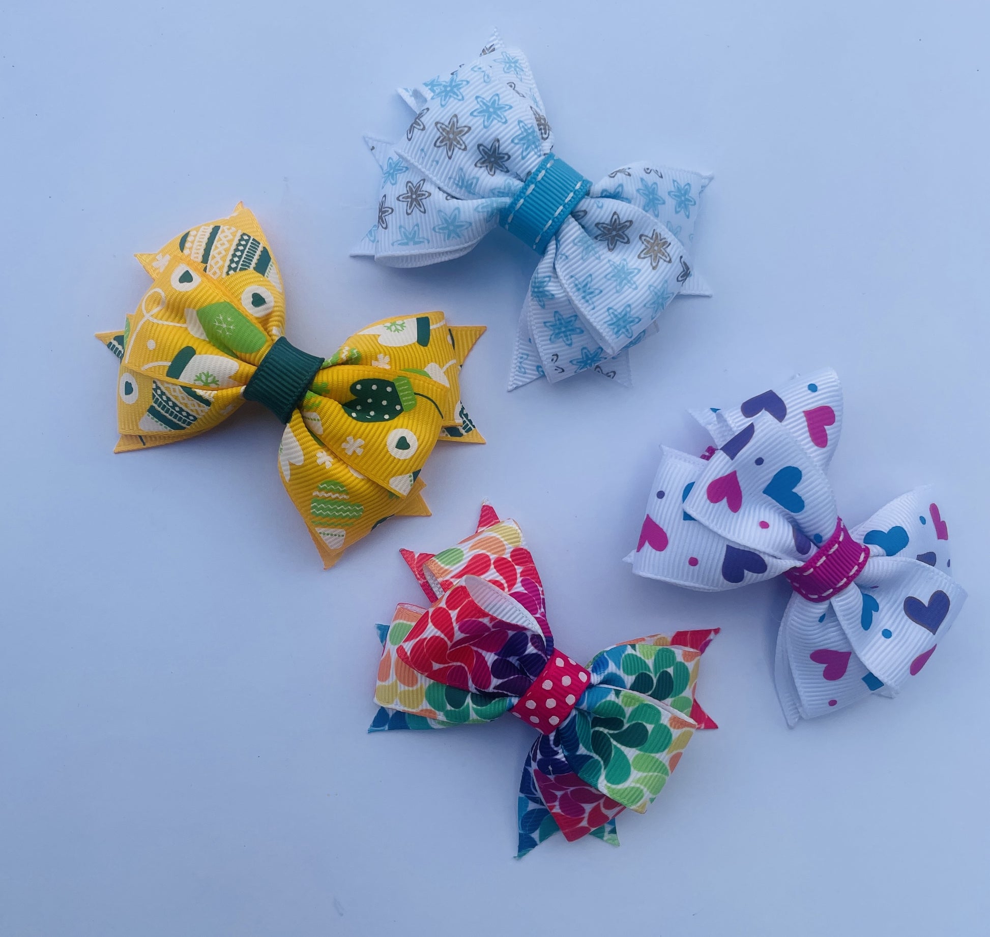 Handmade multi-colour ribbon hair clips – 16-piece set, assorted designs, affordable gift