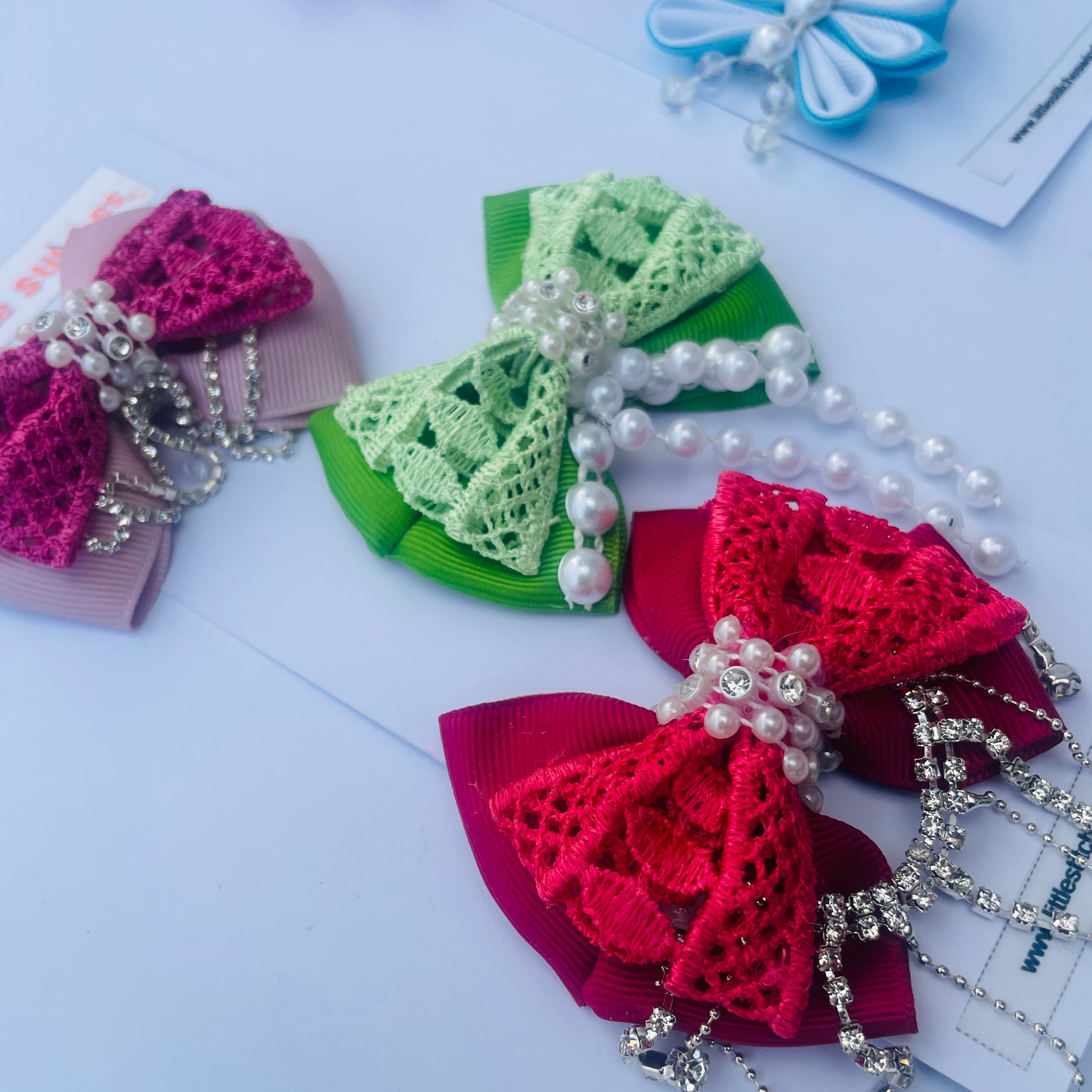 High-quality handmade hair clips – 12-pack, unique design, great price, free delivery