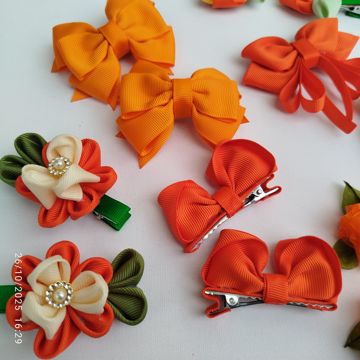 Handmade Orange Kids Hair Clips Set of 12 – Ribbon Flower & Bow Kanzashi Style Hair Bows, Alligator Clips