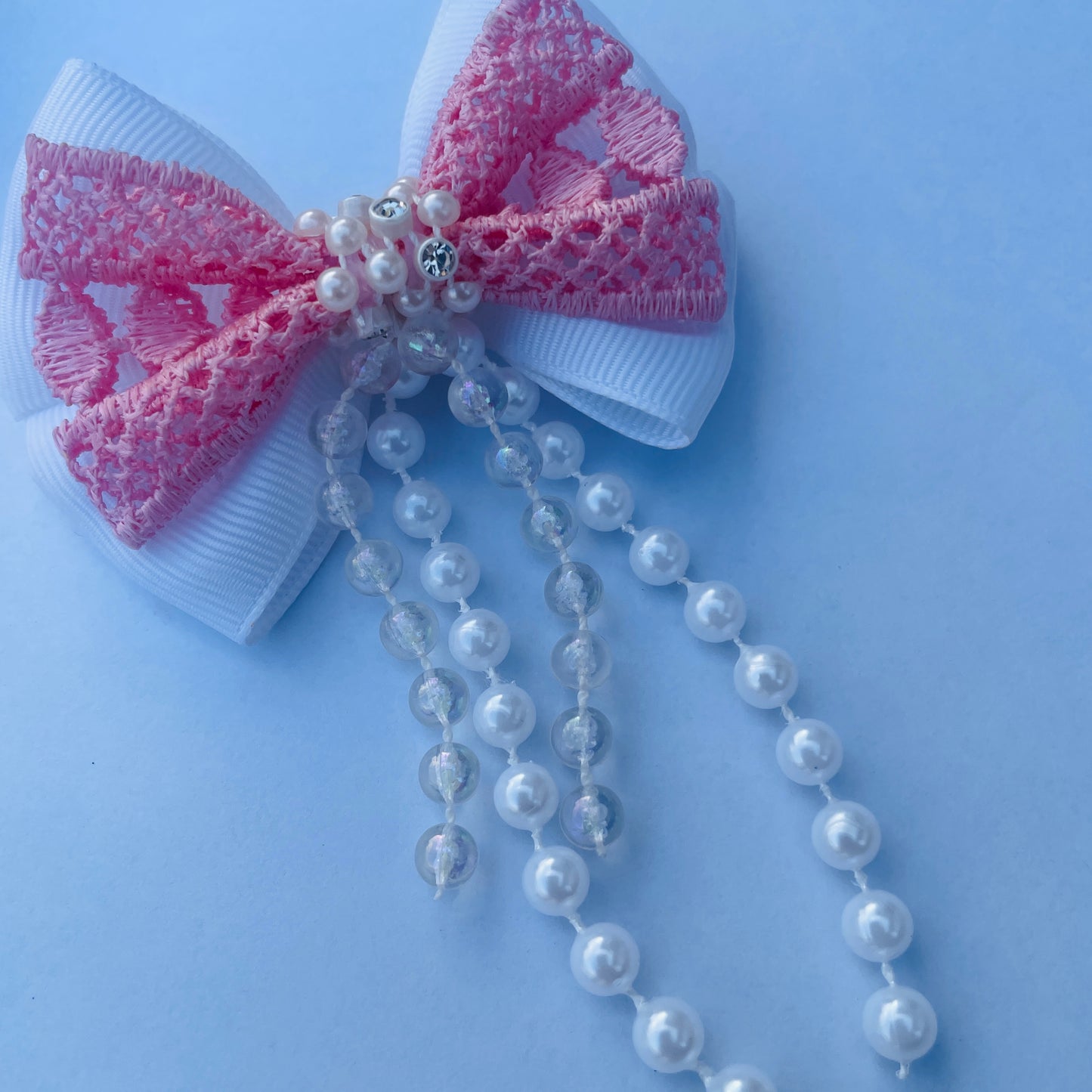Handmade pink ribbon hair clip, unique design, alligator clip for girls, high-quality accessory, perfect for everyday wear or gifting