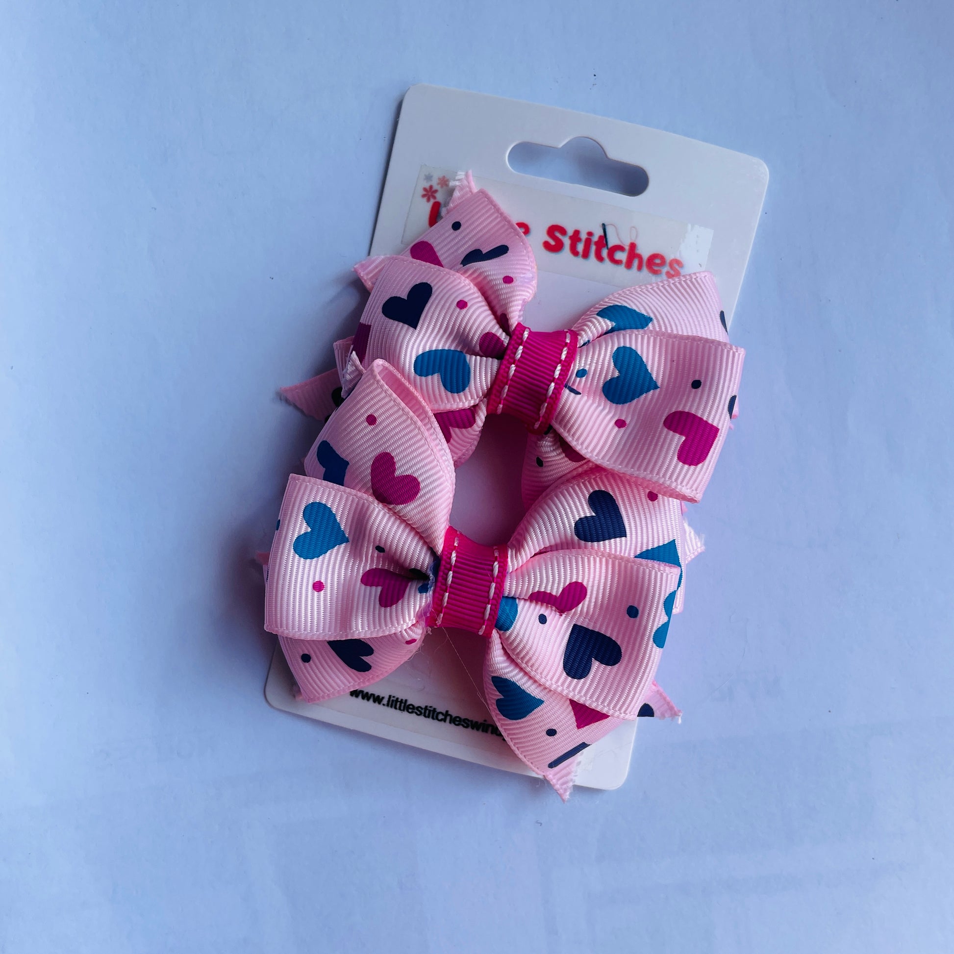 "Wholesale pack of 80 hair clips – multiple colours, low price, free shipping"

